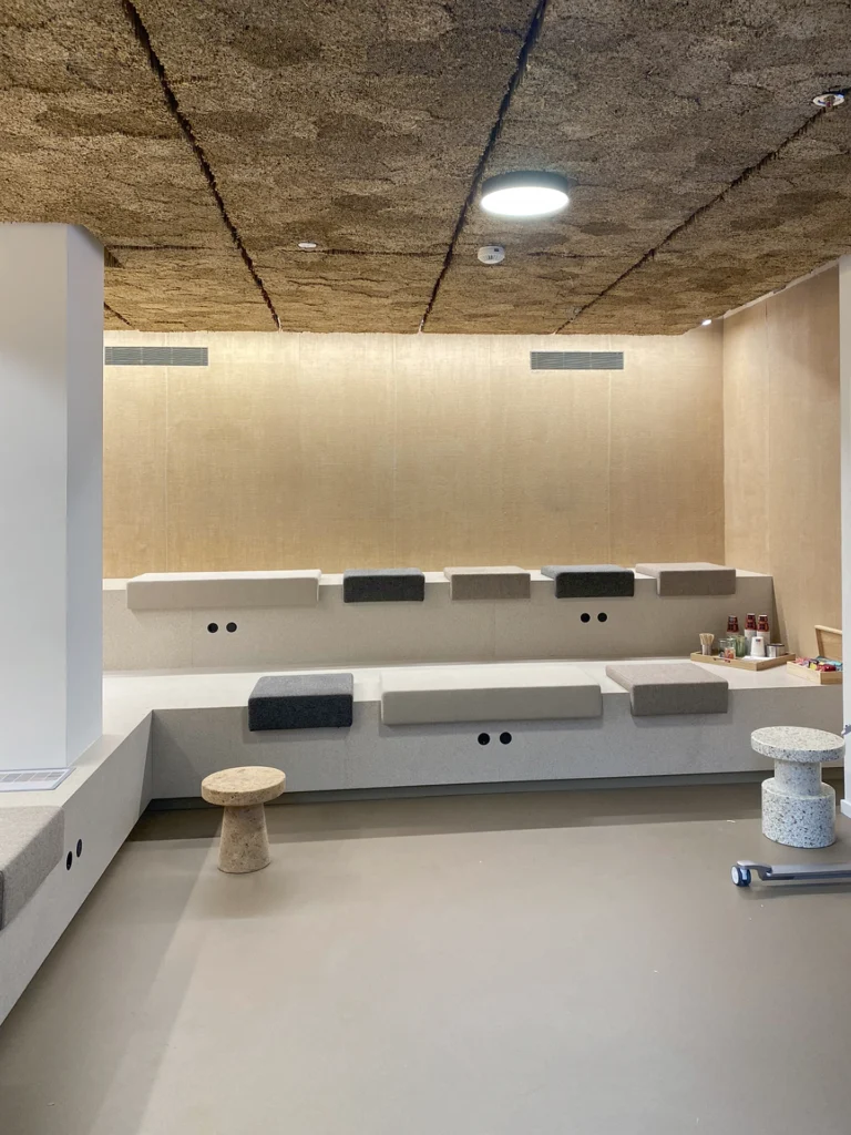 Silent Reed panelen aan het plafond