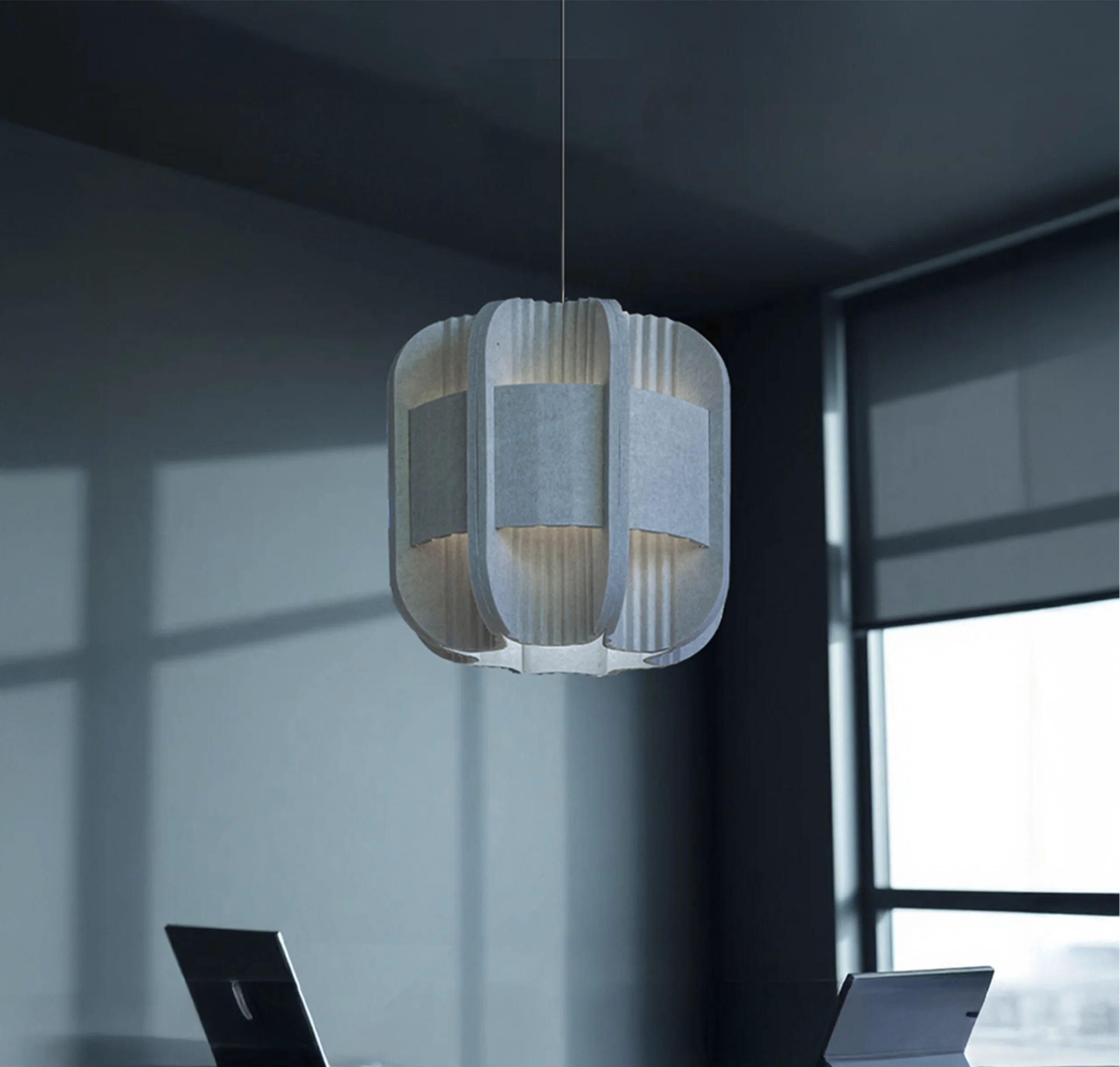 Kleine hangende lamp in blauw PETFelt